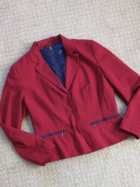 GORGEOUS Elie Tahari Brick Red Satin Lined Blazer W/Zip Back Detail, Size 12